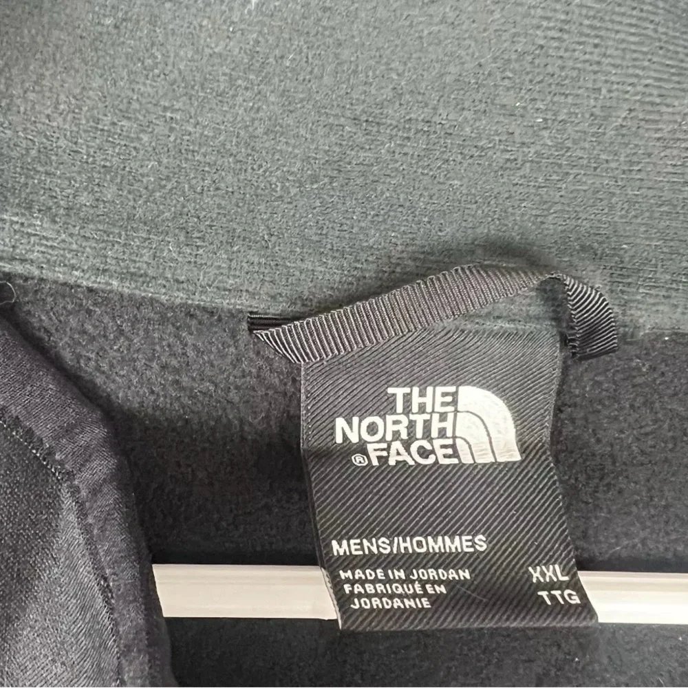 The North Face Men’s Black Pullover Jacket Size 2XL